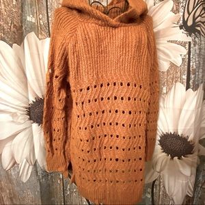 EUC Maurice’s Hooded Sweater